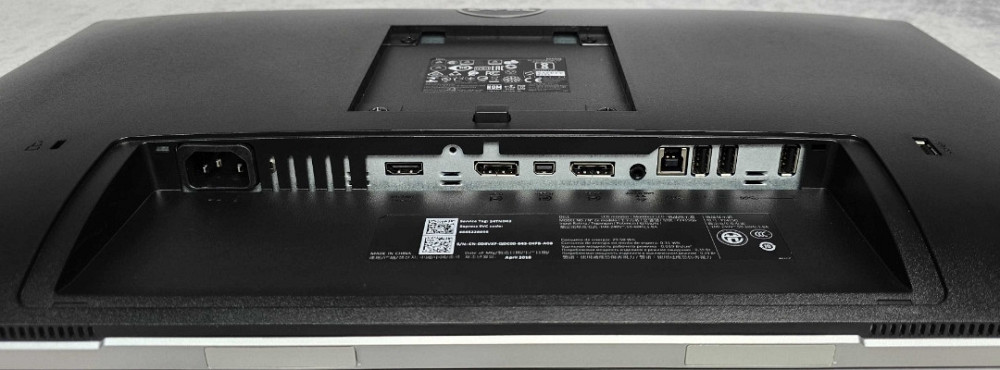 Монітор 23.8" Dell P2415q 3840x2160 UltraHD 4K 16:9 IPS 10bit sRGB 99% Київ - фото 4