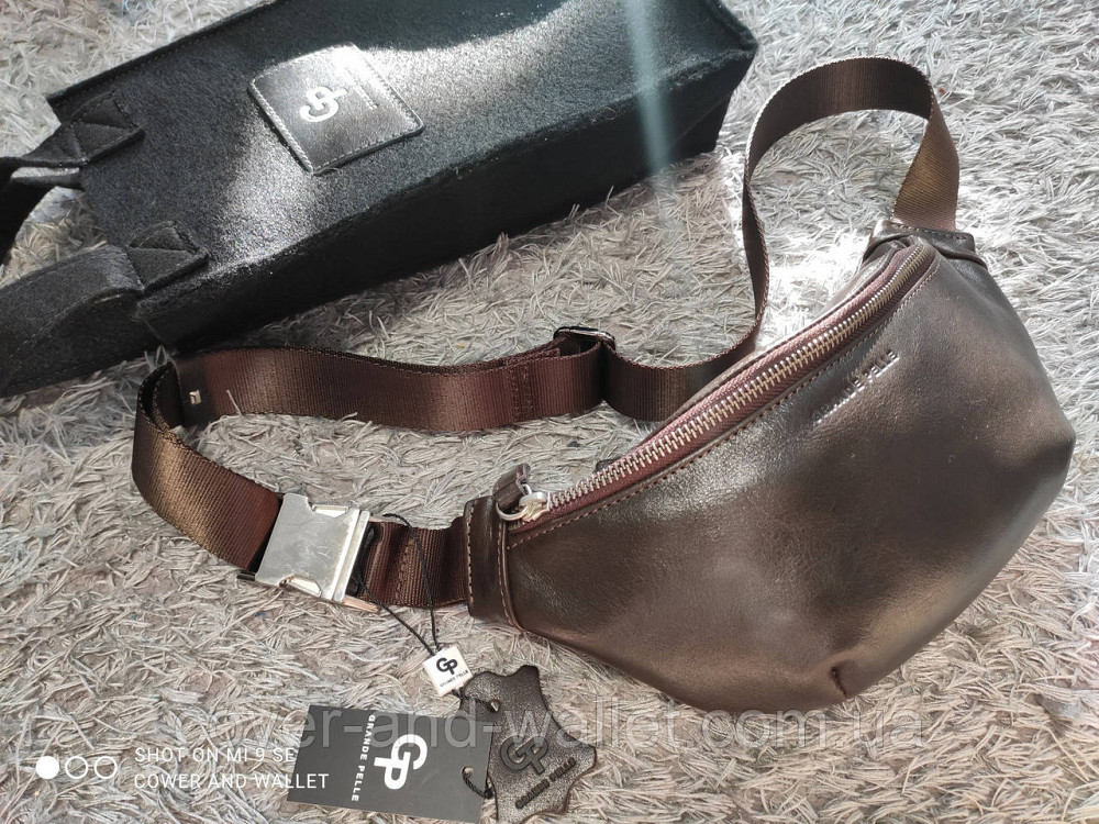 Поясная кожаная сумка бананка коричневого цвета Grande Pelle 741610 Киев - изображение 1