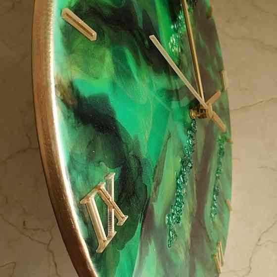 Часы настенные 40 см из эпоксидной смолы ручной работы Днепр