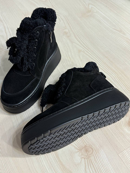 Ботинки женские Hengji 307-5 натуральная замша утепленные на высокой подошве черные, 38, 24 см Киев - изображение 9