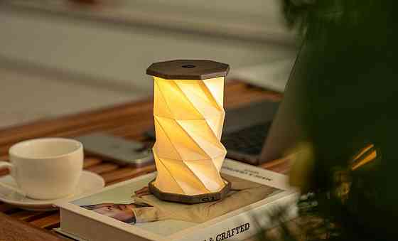 Світильник на акумуляторі Gingko Mini Hexagon Twist, горіх | G036M-WT Рівне