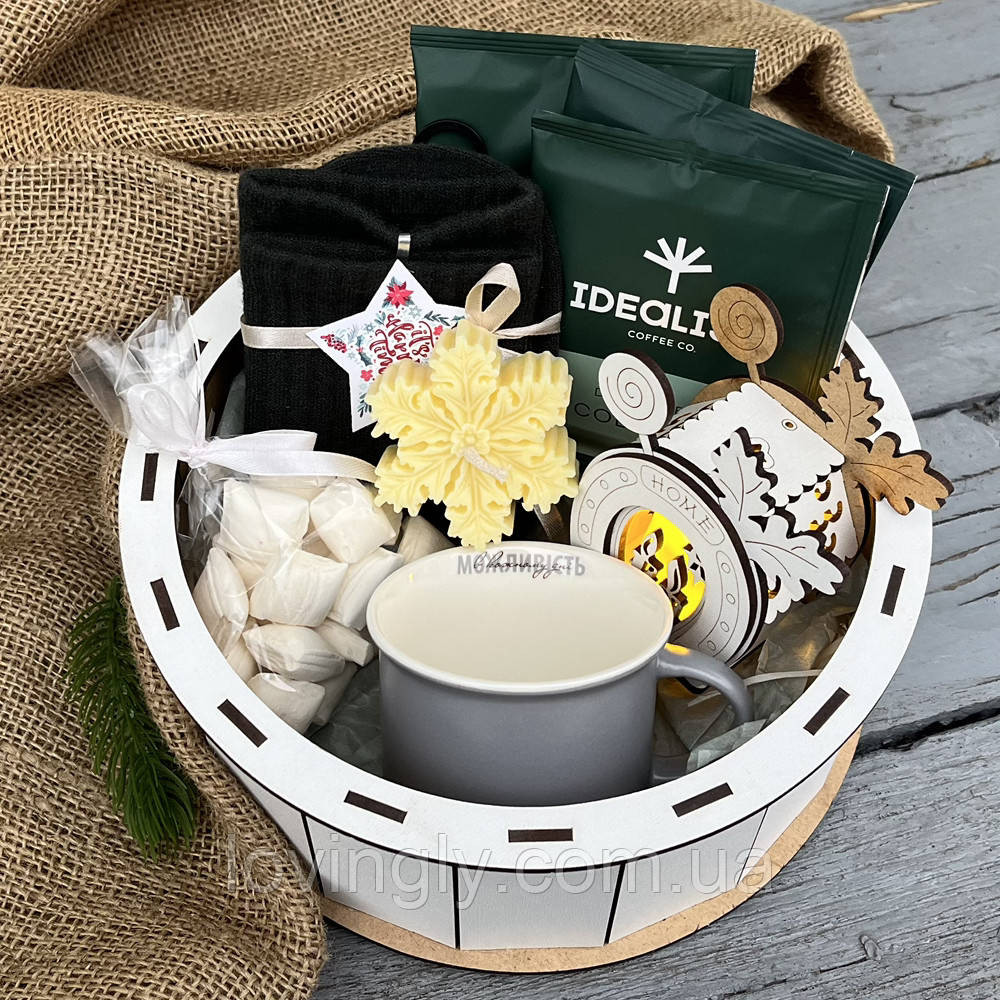 Новорічний подарунок для чоловіка чи жінки — набір з кавою, свічкою та чашкою у дерев’яній коробці Ірпінь - фото 4