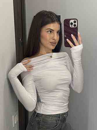 Женский романтичный лонгслив с открытыми плечами турецкий микродайвинг Белый, 46/48 Одесса