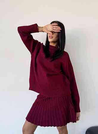 Жіночий трендовий костюм спідниця плісе з високою талією + оверсайз светр Бордо Одеса