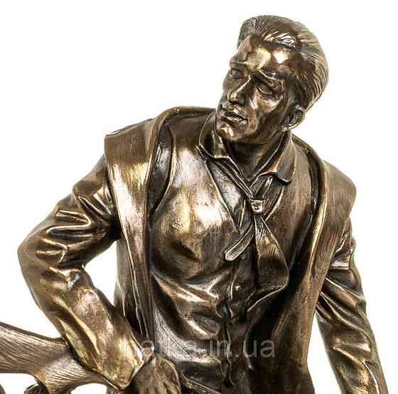 Статуэтка Veronese Охотник с ружьем 24,2х16х12 см подарок охотнику полистоун с бронзовым покрытием 68082A1 Киев