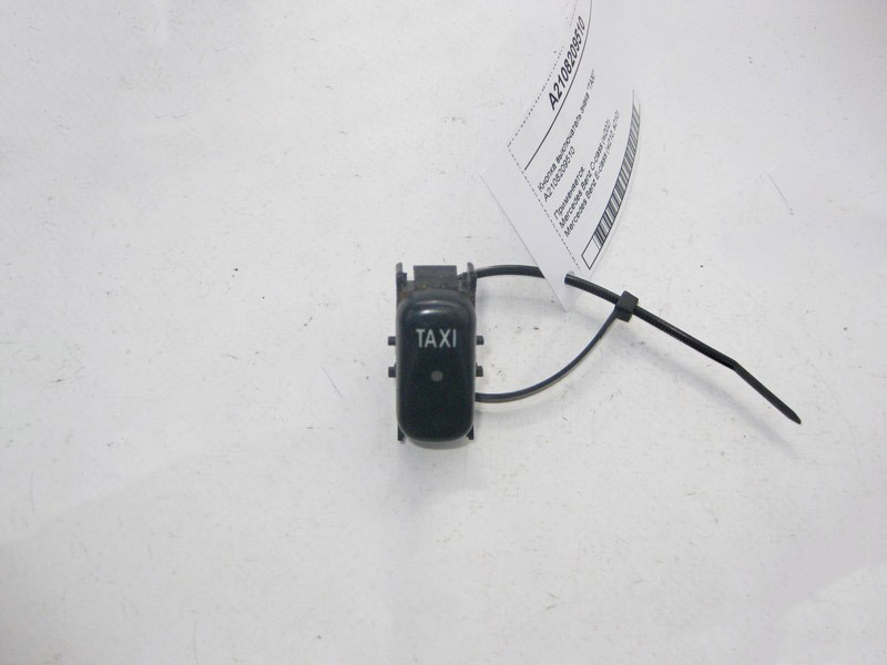 Mercedes-Benz  A2108209510 Кнопка вимикач знак "TAXI" С-Class W202 E-Class W210 Одесса - изображение 1