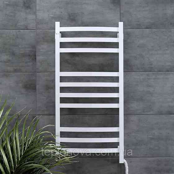 Сушарка для рушників електрична Navin Avalon 480х1000 Sensor права, біла Чернівці