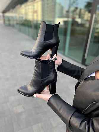 Nivelle Черевики жіночі NIVELLE чорні натуральна шкіра каблук 10 см размеры 35р.38р. (3918) Коломия
