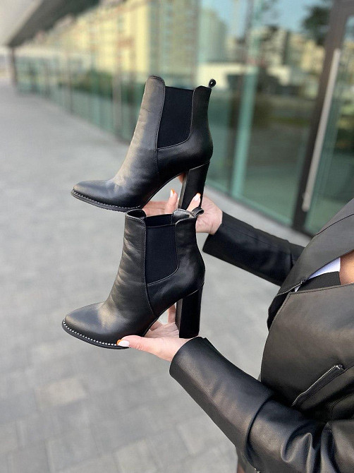 Nivelle Черевики жіночі NIVELLE чорні натуральна шкіра каблук 10 см размеры 35р.38р. (3918) Коломия - фото 2
