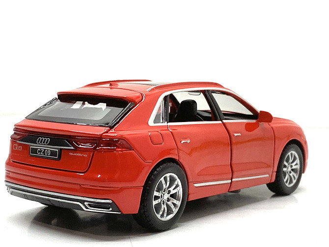 Машина Автосвіт Audi Q8 інерційна масштаб 1:32 відчиняються двері капот багажник 15 см Червона (AP-1732) Чернігів - фото 7