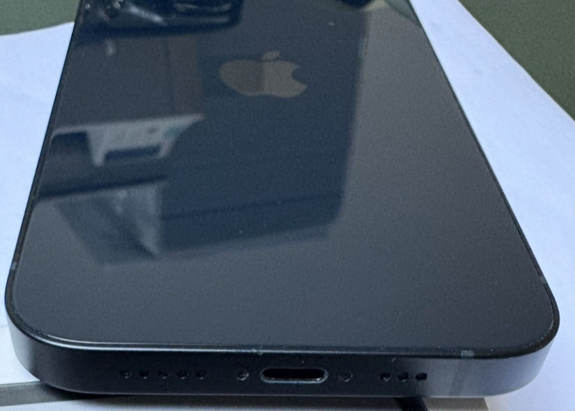 Айфон iPhone 14 256Gb. Киев - изображение 3