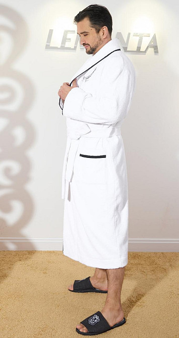 Чоловічий махровий халат із вишивкою й кантами корисний подарунок Київ - фото 9