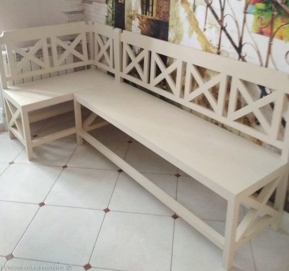 Угловая кухонная скамейка 