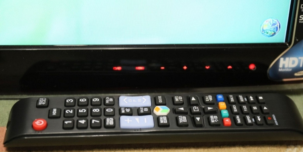 Телевізор Samsung LS23EMDKU/EN 23" Дюйма. Київ - фото 4