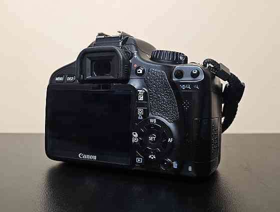 Дзеркальний фотоапарат Canon D550 + kit об'єктив 18-55 мм + сумка + SD 64 GB Клевань