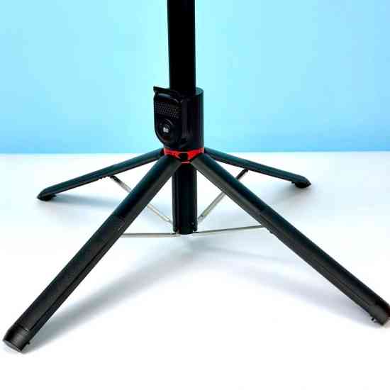 Штатив трипод для телефона селфи палка с кнопкой-пультом Bluetooth 2200см Винница