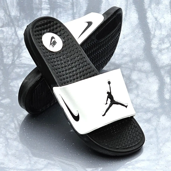 Шлёпанцы Nike Jordan Чёрные Сланцы Тапочки Белые Найк Женские (размеры: 36,37,38,39,40) Днепр