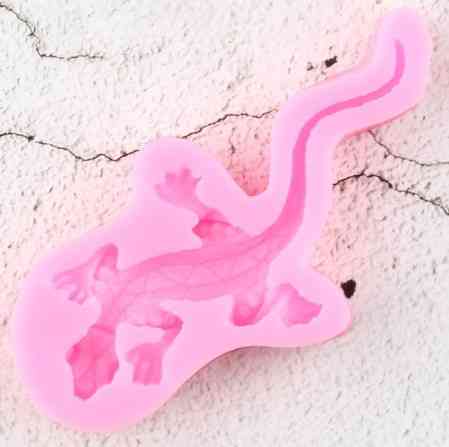Молд силиконовый Ящерица 75 на 38 мм розовый Киев