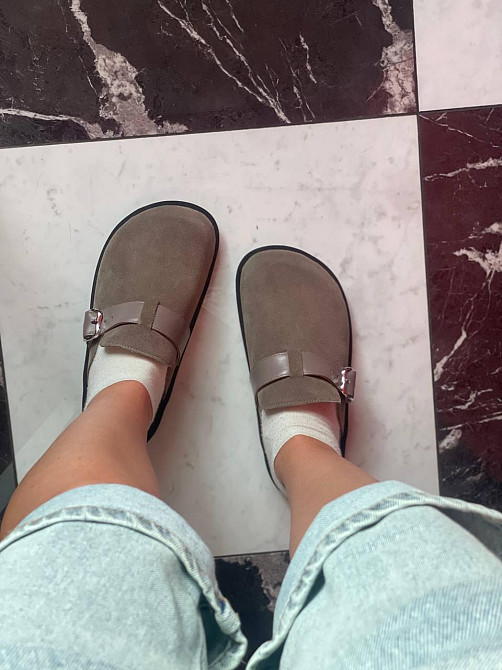 SEE SEVEN Модні шльопанці жіночі замшеві капучино із закритим носком літні SEE SEVEN 1611 37р. Коломия - фото 2