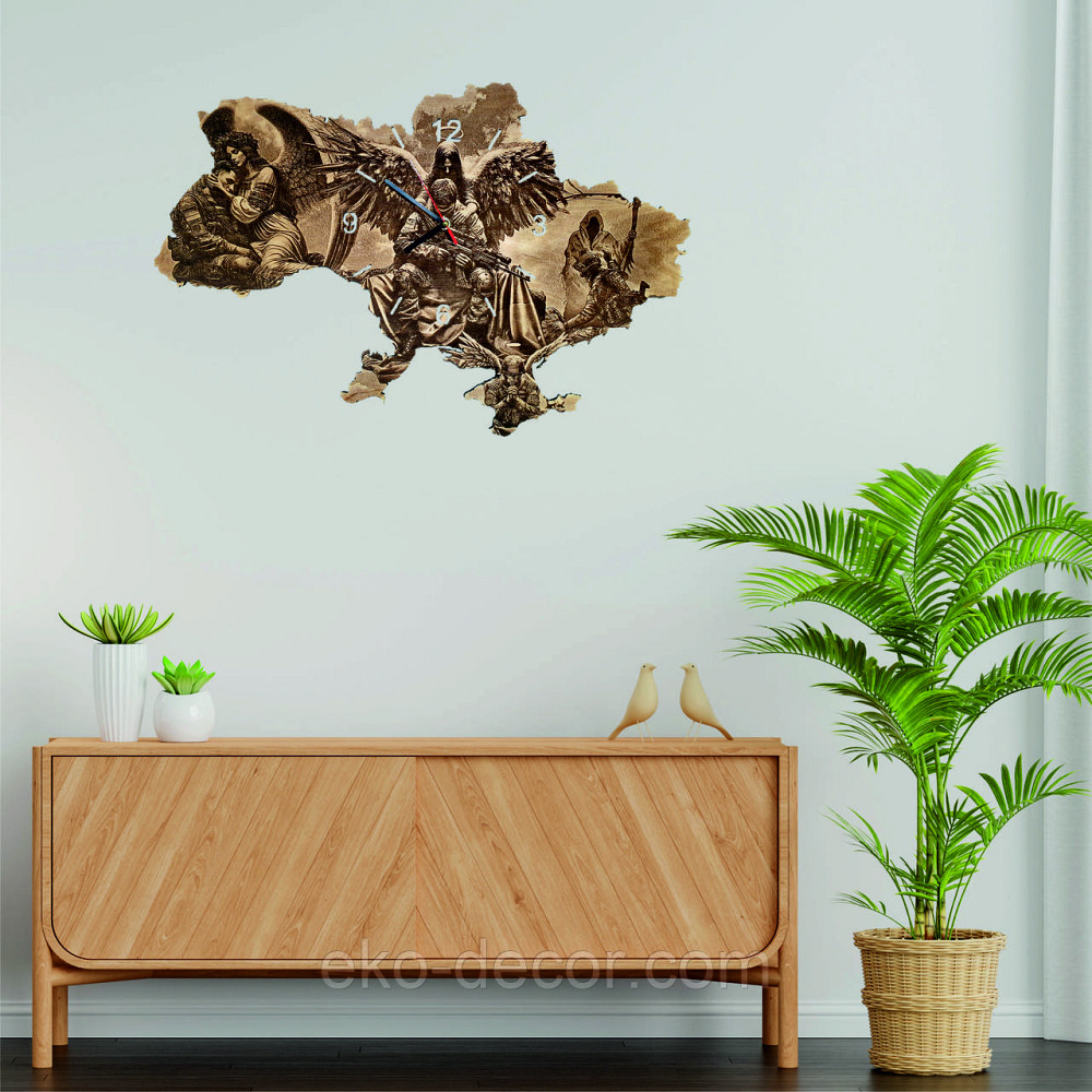 Деревянные настенные часы  