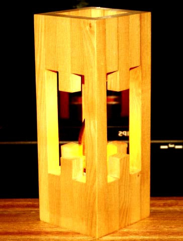 Светильник настольный 