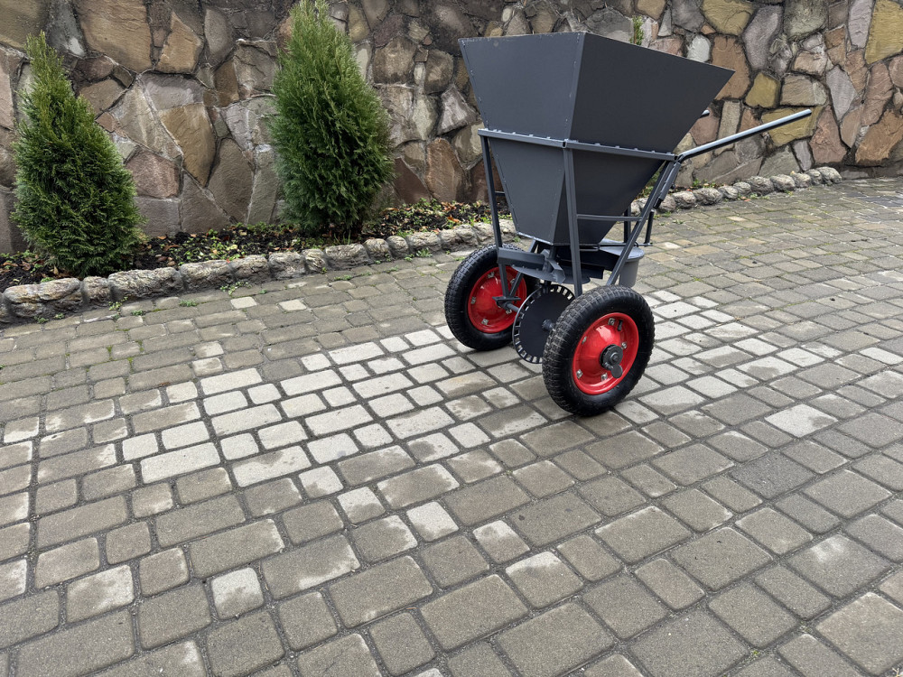 Разбрасыватель ручной универсальный РРУ-55/2 (для соли,песка,удобрений) Харьков - изображение 1