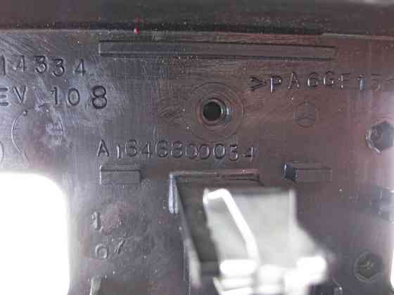 Mercedes-Benz  A1646800034 Кронштейн панелі приладів ML W164 GL X164 Одеса