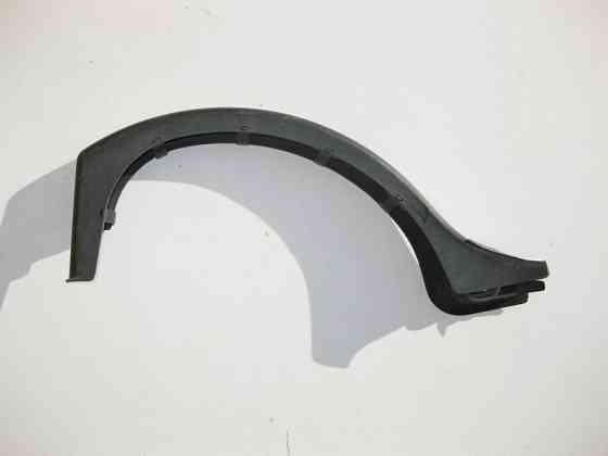 Mercedes-Benz  A2038210989 Накладка лівої петлі кришки багажника C-Class W203 Одеса