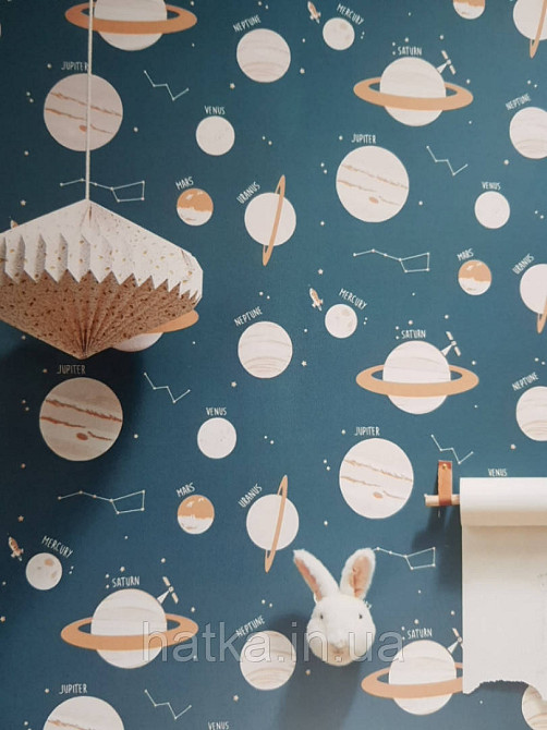 Детские флизелиновые обои Caselio Our Planet космос планеты звезды надписи на синем фоне Киев - изображение 1