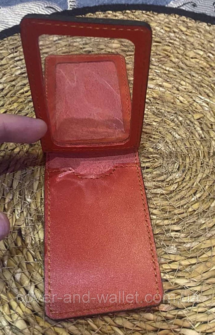 Шкіряна обкладинка на службове посвідчення на три відділення червоного кольору P-Leather Київ - фото 2
