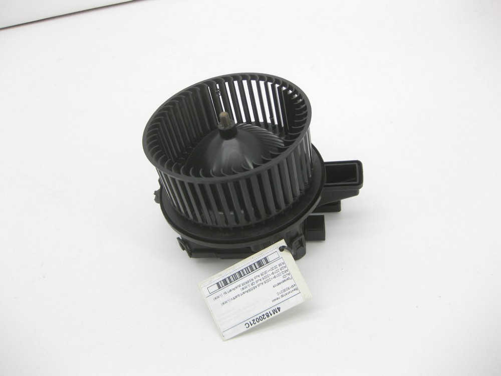 VAG  4M1820021C Вентилятор печі Одесса - изображение 1