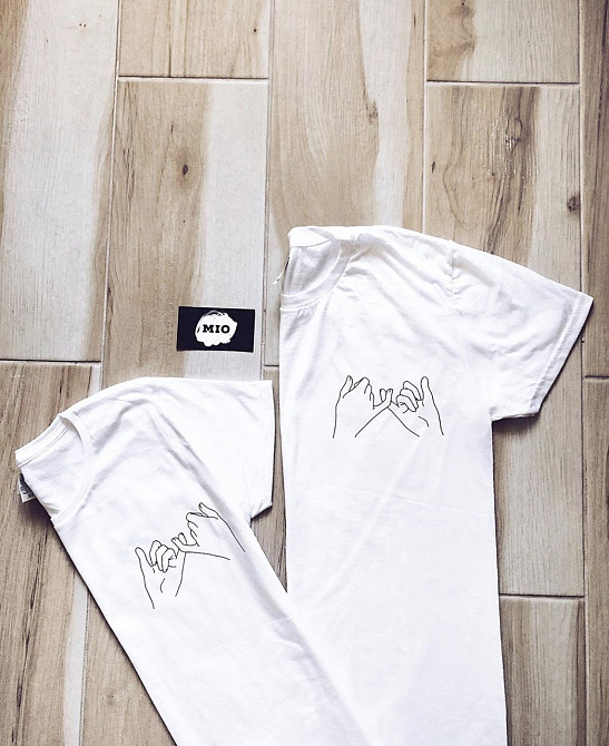 Парні футболки для хлопця та дівчини "Руки" зі 100% Бавовна Чернівці - фото 1