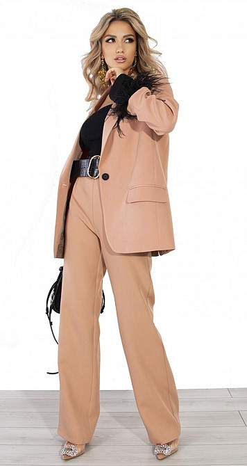 Класичний костюм із пір'ям Київ - фото 8