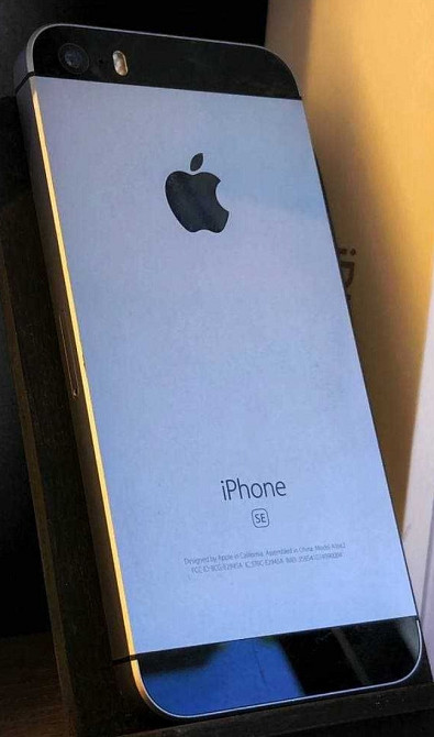 Apple iPhone SE 16/32/128Gb Киев - изображение 1