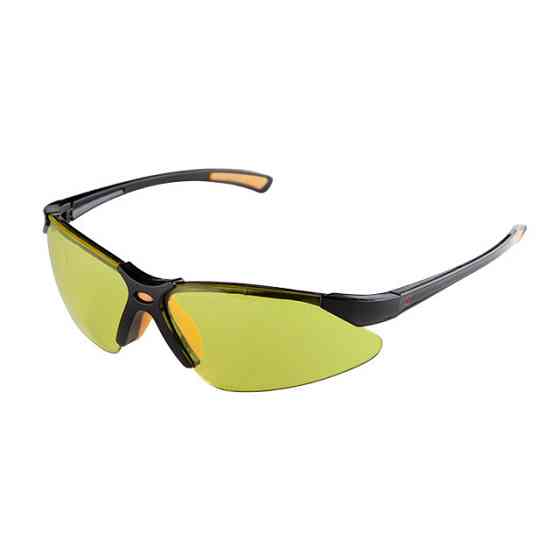 Окуляри захисні, жовті, лінзи полікарбонат, заушники чорні нейлонові, гумова накладка на ніс, захист від удару INTERTOOL SP-0096 Київ