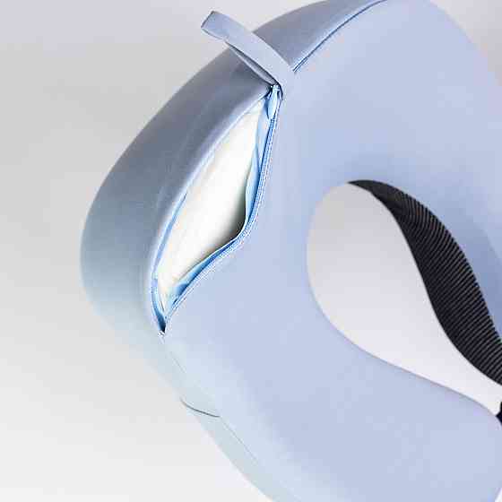 Yiwu Подушка для шиї Camelback U-подібна блакитна HP-56-15G Коломыя