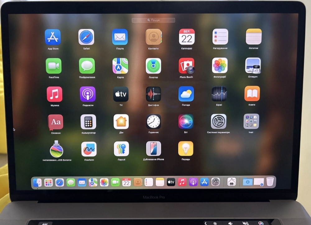 Ноутбук MacBook Pro 15" Retina (2019p.) i7 16/512Gb. Київ - фото 6