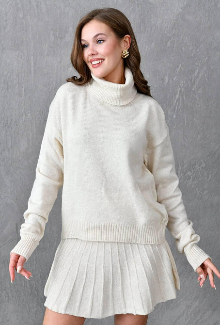 Жіночий затишний теплий костюм: светр і спідниця дрібна машинна в'язка. Молочний Одеса - фото 1