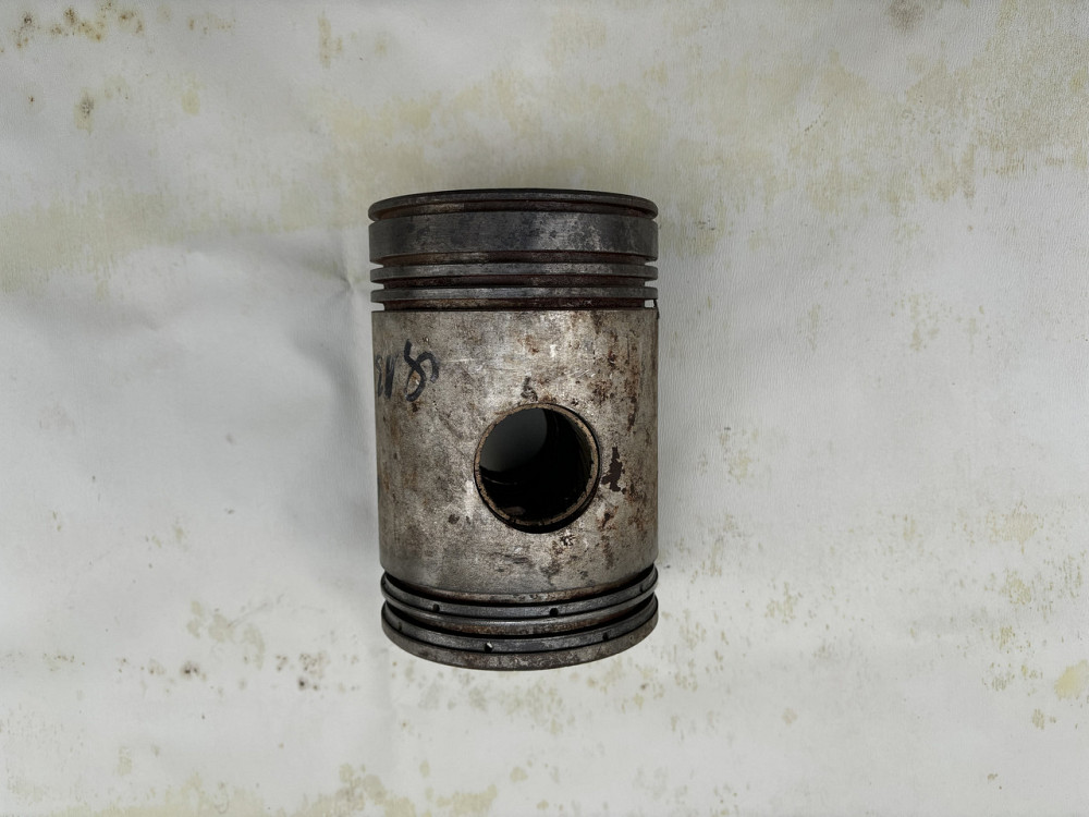 Поршень ЯАЗ-204, ЯАЗ-206. 201-1004013-А. Харків - фото 1