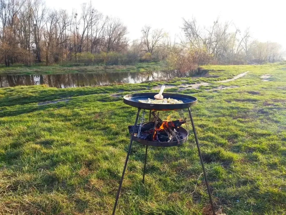 Сковорода + підставка для розведення вогню 50 СМ (садж) на ніжках 100 СМ не розбірні Київ - фото 1