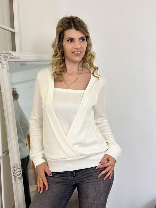 Демісезонна жіноча кофтинка "Alisia" оптом | Батал |Розпродаж моделі Київ - фото 5