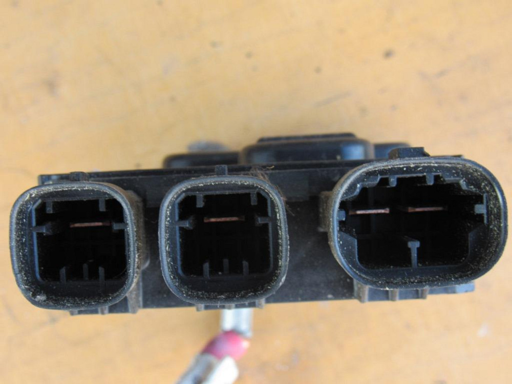 Блок запобіжників Renault Megane III 2008-2015 (243800011R) Ковель - фото 1