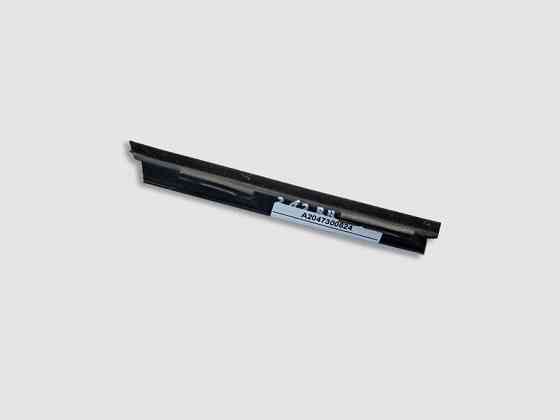 Mercedes-Benz  A2047300624 Ущільнювальна планка кватирки задніх правих дверей C-Class W204 Одеса