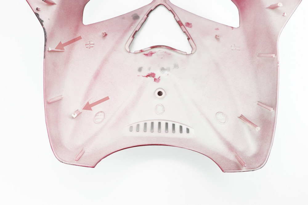 УЦІНКА пластик - основний (де фара) Race1, БОРДОВИЙ (відламане кріплення, див. фото) Київ - фото 2