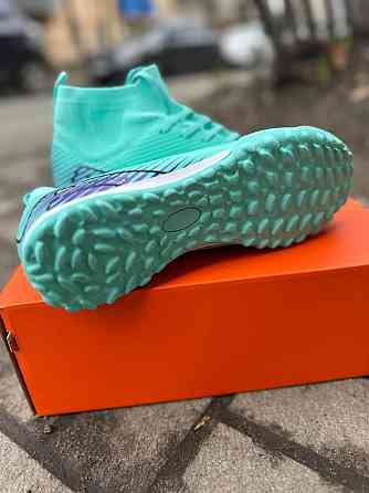 Нові футбольні сороконожки AIR ZOOM 32 33 34 35 36 37 38 39 40 41 42 43 44 45 Львов