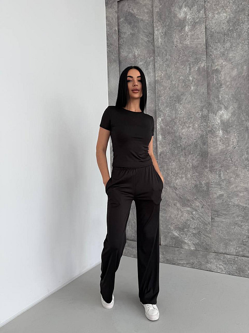 Женский базовый костюм тройка: лонгслив, футболка и штаны микродайвинг Черный Одесса - изображение 9