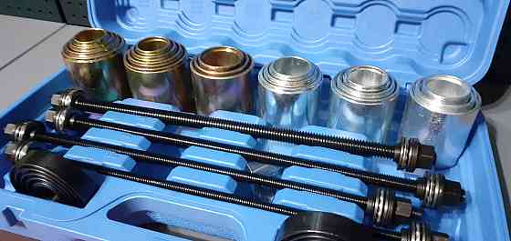 Набір зйомників для заміни сайлентблоків, втулок і підшипників універсальний 26пр.ROCKFORCE RF-933T1 Чернігів