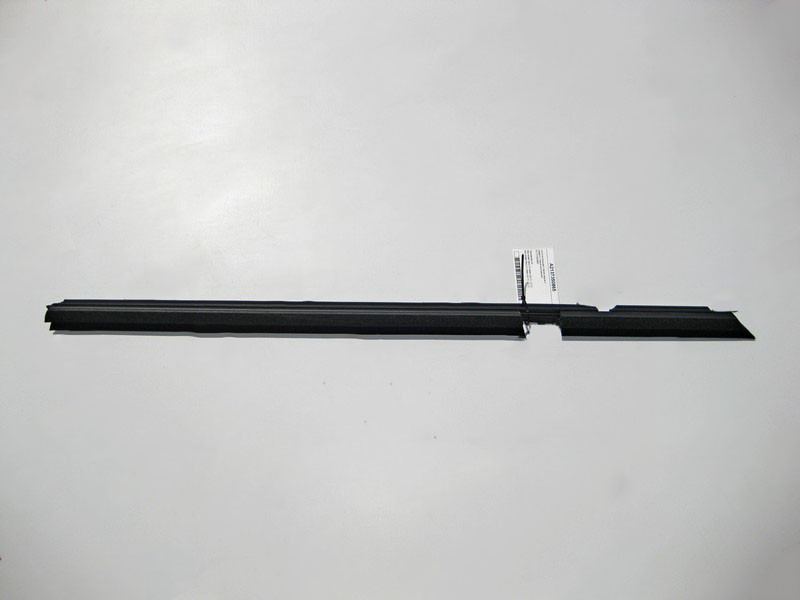 Mercedes-Benz  A2137350865 Ущільнювальна планка заднього правого скла внутрішня E-Class W213 Одеса - фото 1