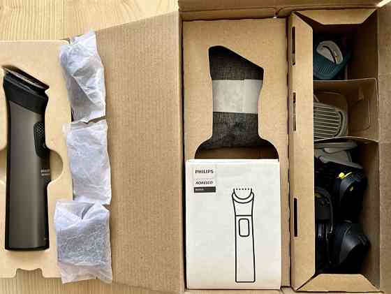 Триммер: Phillips Norelco Multigroom 9000 MG9525/ 40 ,24 Предмета ! Киев