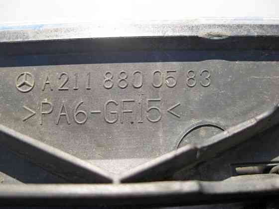 Mercedes-Benz  A2118800583 9040 Решітка радіатора, відшарувався хром зліва 2см. E-Class W211 Одеса